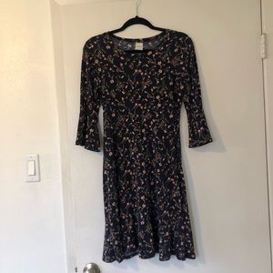 KAILEIGH 3/4 Bell Sleeve Floral Midi Dress